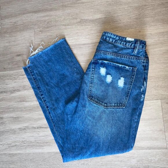 WOMENS DISTRESSED JEANS - Picture 1 of 8